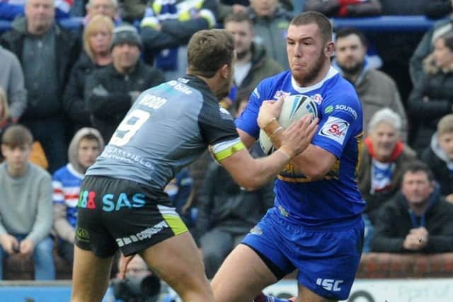 Cameron Smith takes on Kyle Wood.