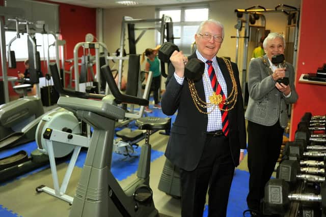 Couns Graham and Pat Latty lifting weights on their visit to The Hunslet Club in Leeds.