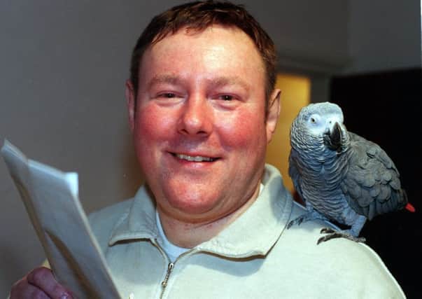 Actor Peter Rylands with 'Jackie' the parrot at Starbeck, Harrogate, last night, (tuesday). STORY HOWARD WILIAMSON.