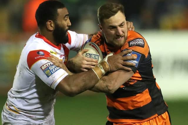Castleford Tigers' James Clare (right).