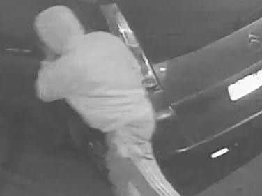 CCTV of suspect in Cross Green robbery