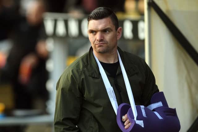 Injured Danny Brough looks on from the sidelines at Castleford last night.