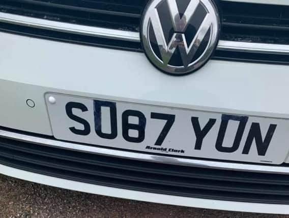 The attempt to alter the number plate on Tom Lane's stolen car