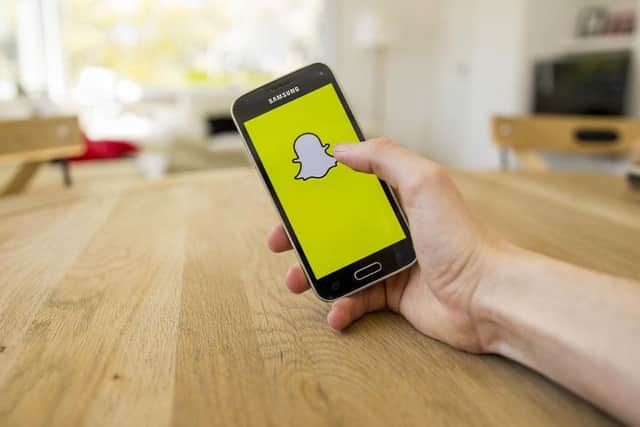 Snapchat and Instagram users have been conned out of money,