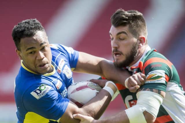 INJURED: Hunslet
's Duane Straugher