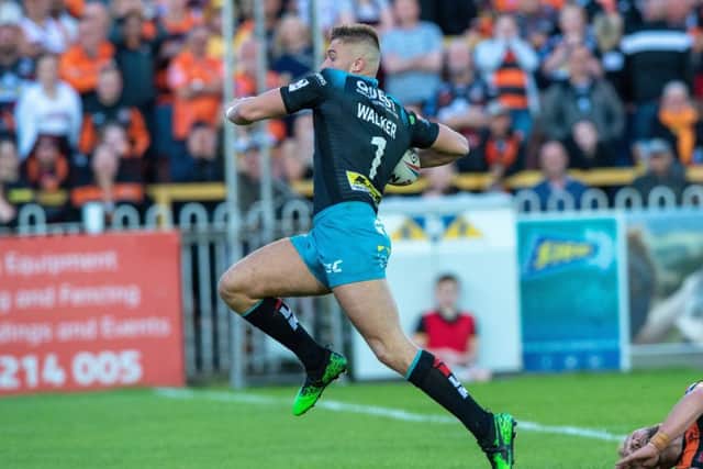 Jack Walker scores the Rhinos' second try at Castleford.