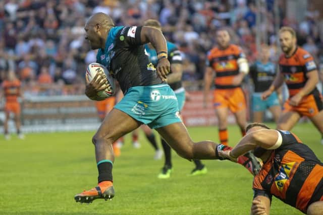Robert Lui sidesteps through the Castleford Tigers defence to score his side's crucial late try on Friday.