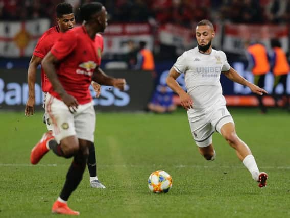 Leeds United striker Kemar Roofe in action against Manchester United. (Getty)