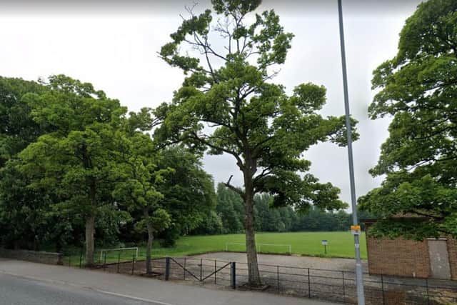 Woodhall Lane