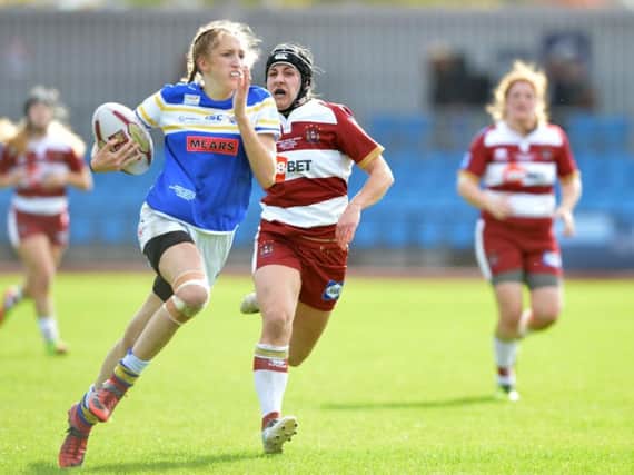 Caitlin Beevers scores for Leeds Rhinos in last year's Grand Final.