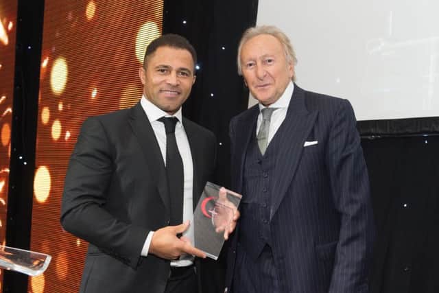 Jason Robinson (left) with Chief Barker Harold Tillmann at the Yorkshire Business awards, organised by Variety, the children's charity. Photo: Tim Hardy Photography
