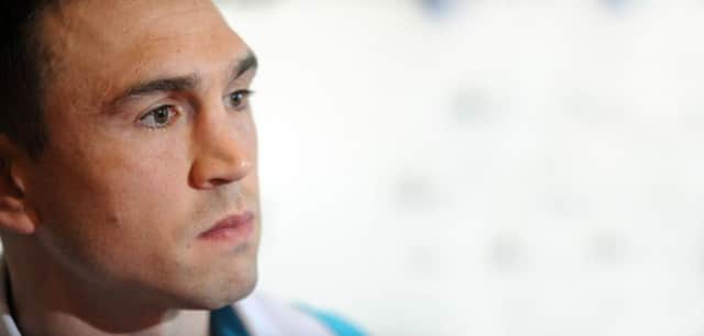 Kevin Sinfield is to leave Leeds Rhinos and  play for Yorkshire Carnegie.