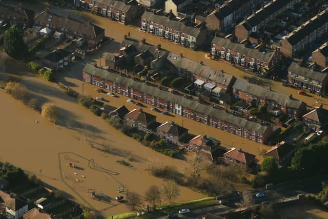 Video: Worst flooding for 70 years in Leeds and York - thousands left ...