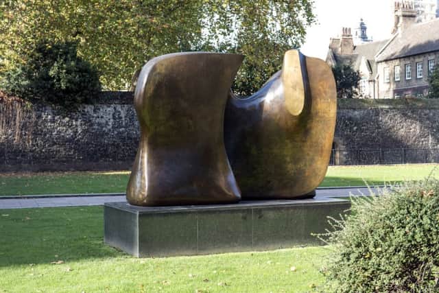 Knife Edge Two Piece by Henry Moore in Westminster, dated 1967