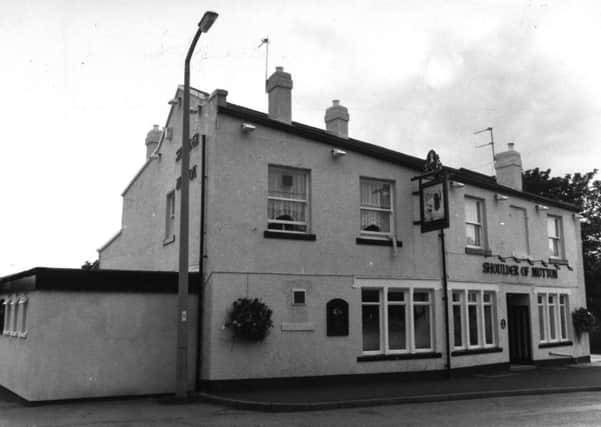 1992:  The Shoulder of Mutton in Chapel Allerton.