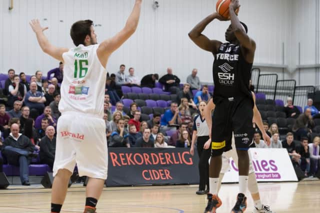 Armand Anebo scored a three-pointer with Leeds Forces last attack, but they could not hold out against Glasgow.