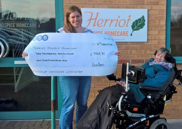 Ellie Bates helped raise Â£4,000 for a hospice charity that provides therapy for her mum Wendy.