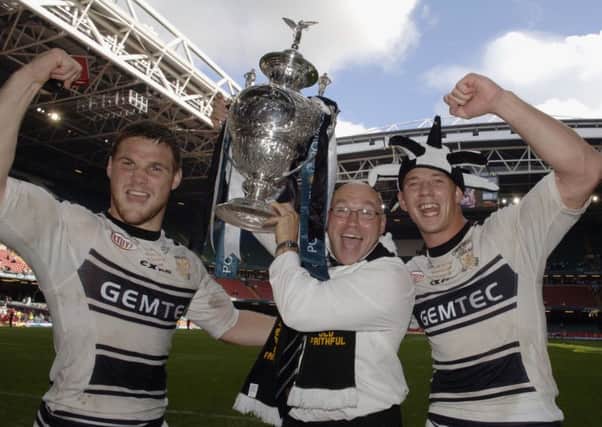 John Kear with the Challenge Cup.