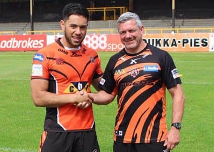 Andre Savelio.