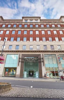 The Leeds office of global property consultancy Knight Frank has brokered one of the most significant office deals in Leeds this year with the letting of the final 10,814 sq ft of space at Broad Gate in the heart of the city on behalf of owners Northwood Regional UK.
