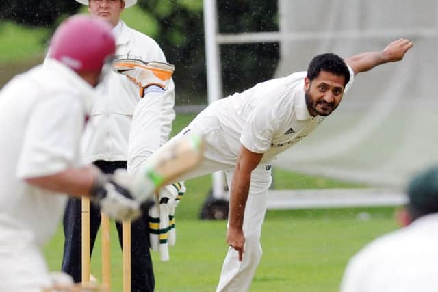 Sajad Ijaz riuns in for Olicanian against Horsforth Hall Park. Picture: Steve Riding.