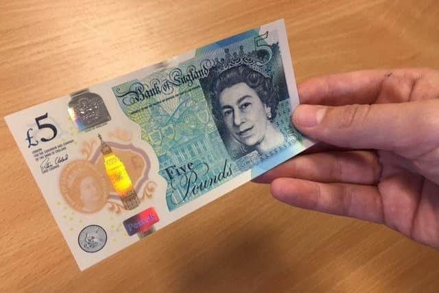 Now that the new fiver has been out for about a month, we decided to test just how durable it is
