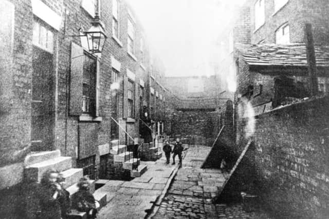 Leeds, Yards HistoricSlums