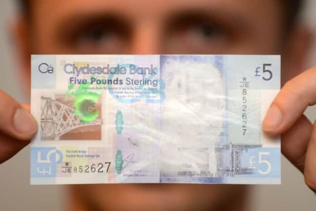 A serious flaw has been exposed in the new polymer £5 note -- it can be wiped almost totally clean of ink using a simple pencil eraser.