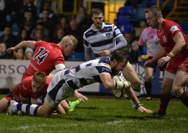 Andy Forsyth scores his second try for 
Yorkshire Carnegie against Jersey Reds last night.
