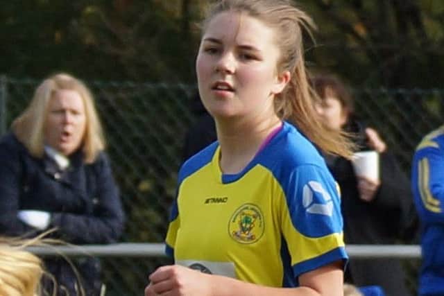 Niamh Davis