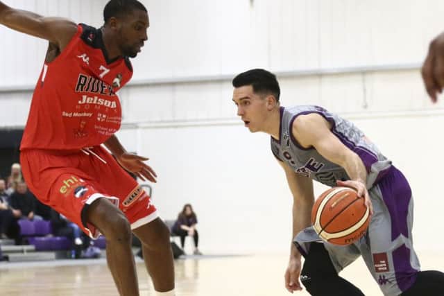 Robert Sandoval in action for Leeds Force against Leicester Riders (Picture: Kieron Nevison)