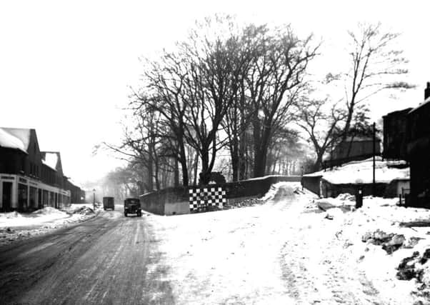 1947: Burley Road of the junction with Kirkstall Hill and St. Ann's Lane.