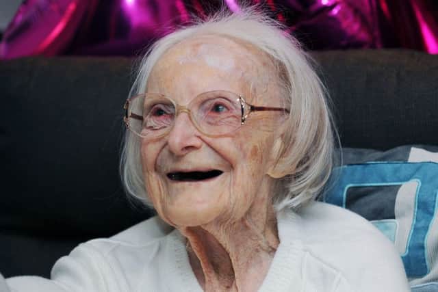Resident Beryl Turner celebrating her 106th birthday at Aire View Care Home in Kirkstall. 
 13th January 2017.
Picture : Jonathan Gawthorpe