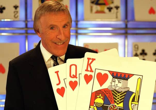 BRUCE FORSYTH'S PLAY YOUR CARDS RIGHT'Don't touch the pack we'll be right back'Ã‰Bruce Forsyth's classic gameshow BRUCE FORSYTH'S PLAY YOUR CARDS RIGHT returns to ITV1 this autumn for a brand new series.   For the first time contestants can win cash prizes of up to Â£138, 000.Legendary TV entertainer, Bruce is back and welcomes two new gorgeous 'dolly dealers', Annalise Braakensiek (ex Home and Away) and Vicki-Lee Walberg (former Miss UK), who will assist him in introducing the contestants and in dealing the cards.