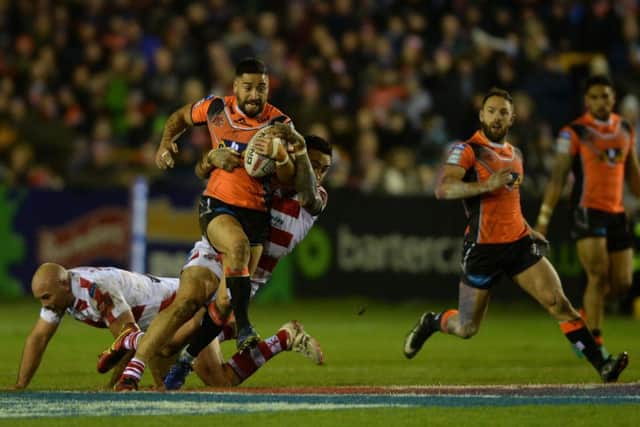 Rangi Chase in recent action against former club Leigh Centurions.