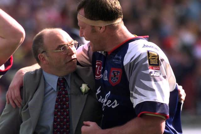 John Kear and Sheffield Eagles captain Paul Broadbent celebrate their Wembley success in 1998.