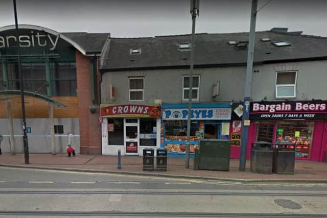 Prosecuting, BeverleyTait, told Sheffield Crown Court how at around 3pm on February 16 this year Craig Weldon, 31,was congregating in a group of 'street drinkers' outside Bargain Beers on the busy city centre street, when he got into an argument with his girlfriend.