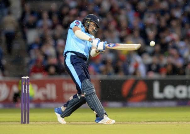 David Willey smashed 70 from 38 balls to help Yorkshire Vikings to victory against Birmingham Bears.