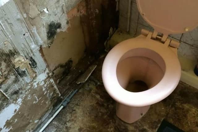 The squalid bathroom in East Yorkshire. Photo: SWNS