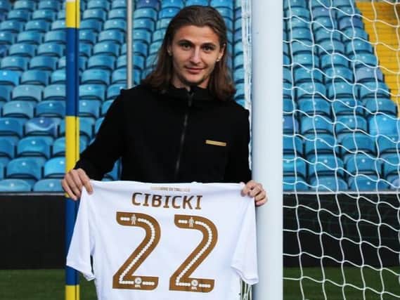 Pawel Cibicki will wear the No. 22 shirt for Leeds