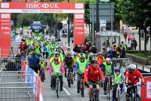 Leeds HSBC UK City Ride event.
10th September 2017.
Picture Jonathan Gawthorpe