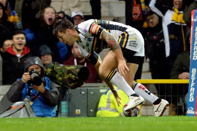 Tom Briscoe scores his second try at Old Trafford.