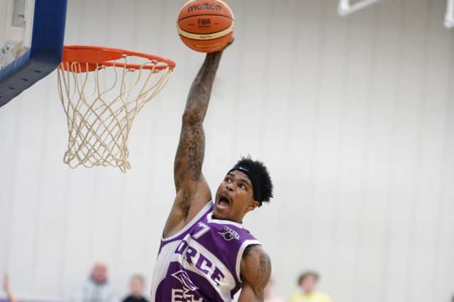 Tavarion Nix
