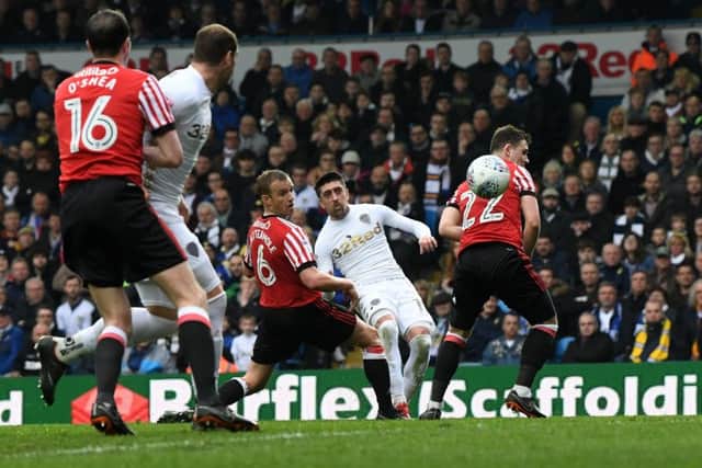 Pablo Hernandez scores Leeds United's equaliser against Sunderland.