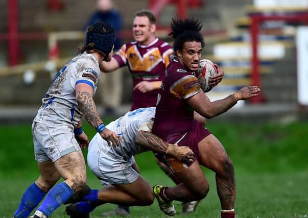 Action from Batley Bulldogs v Toulouse Olympique.