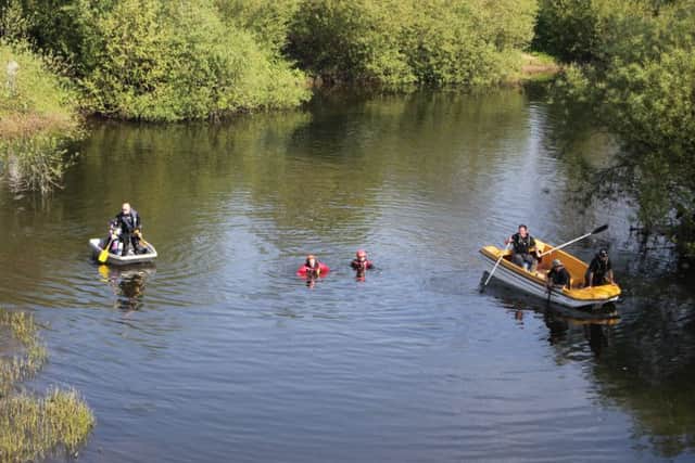 The British Divers Marine Life Rescue Team search for the common seal at Topcliffe.