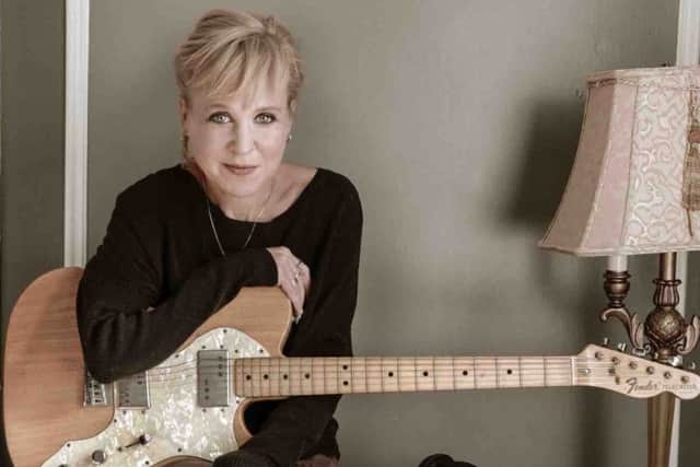 Kristin Hersh is currently completing work on her new album, Possible Dust Clouds.