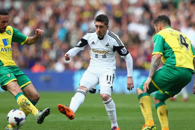 With their play-off hopes on a knife-edge, United surged back from three goals down at half-time, earning a precious point thanks to Pablo Hernandezs curled free-kick.